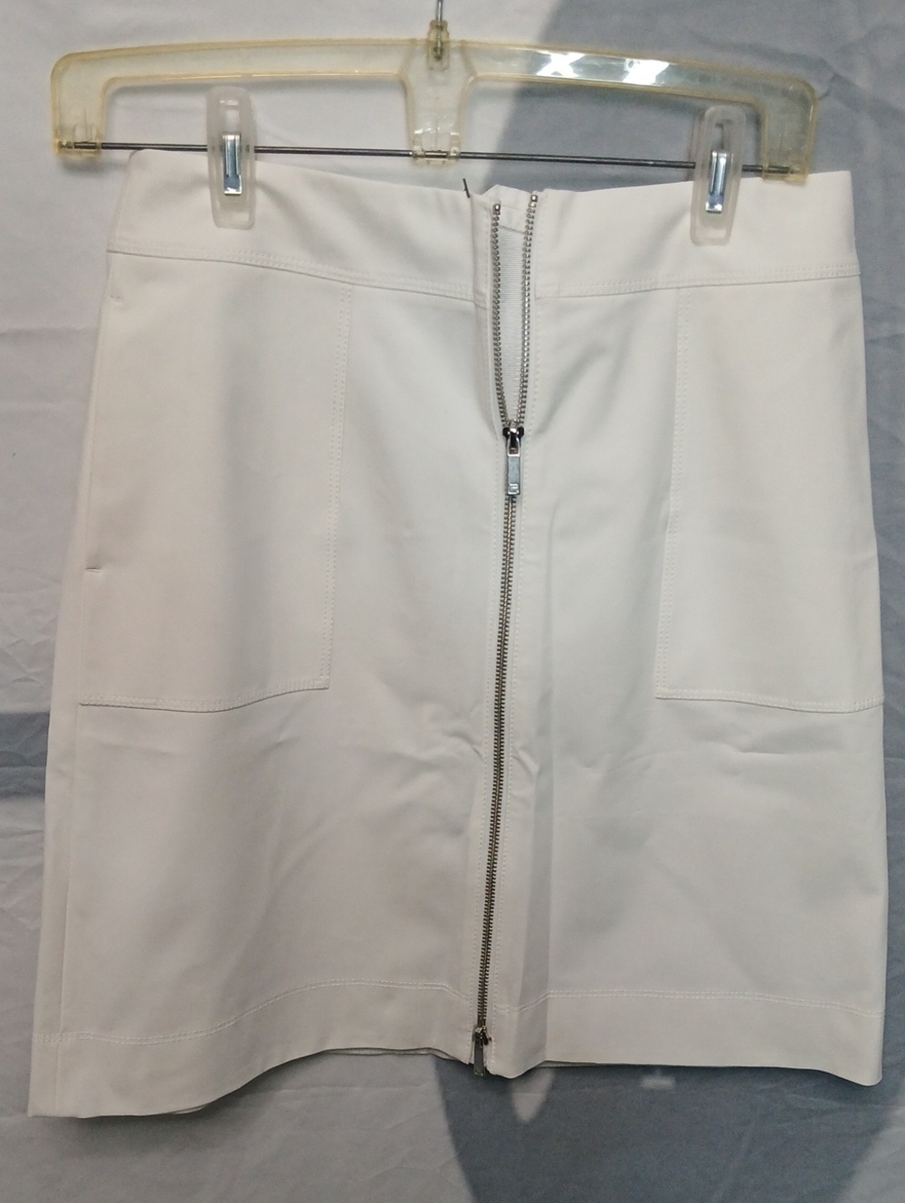 Lafayette 148 New York White Front-Zip Mini Skirt